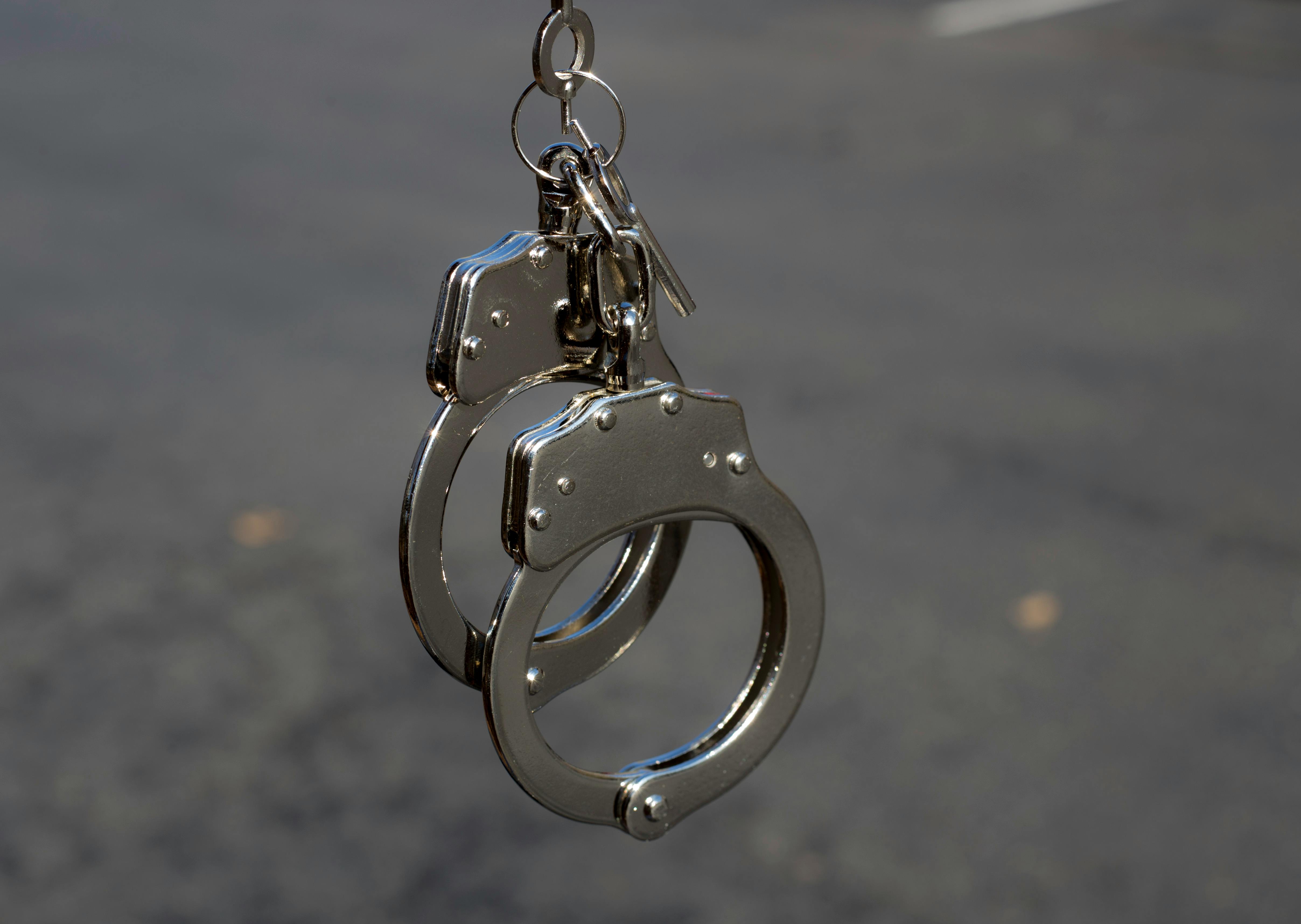 Arrestation de deux suspects après le vol au Louvre